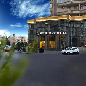 Rusel Park فندق