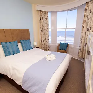 Cg , Scarborough United Kingdom